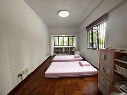 Sennett Estate (D13), Terrace #556831491